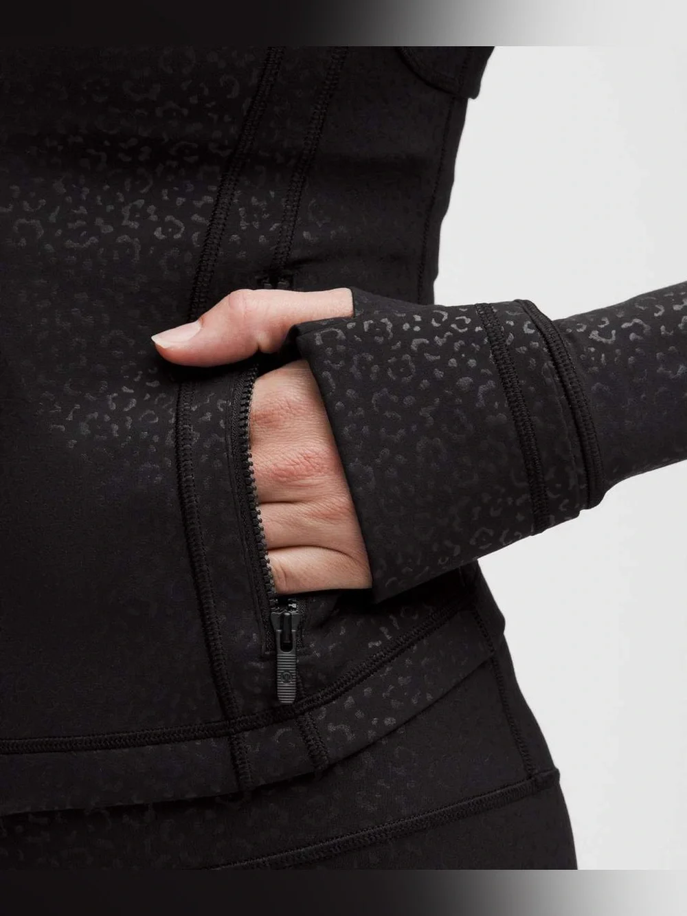 Lululemon Define Cropped Jacket *Nulu Leopard Daisy Emboss Black